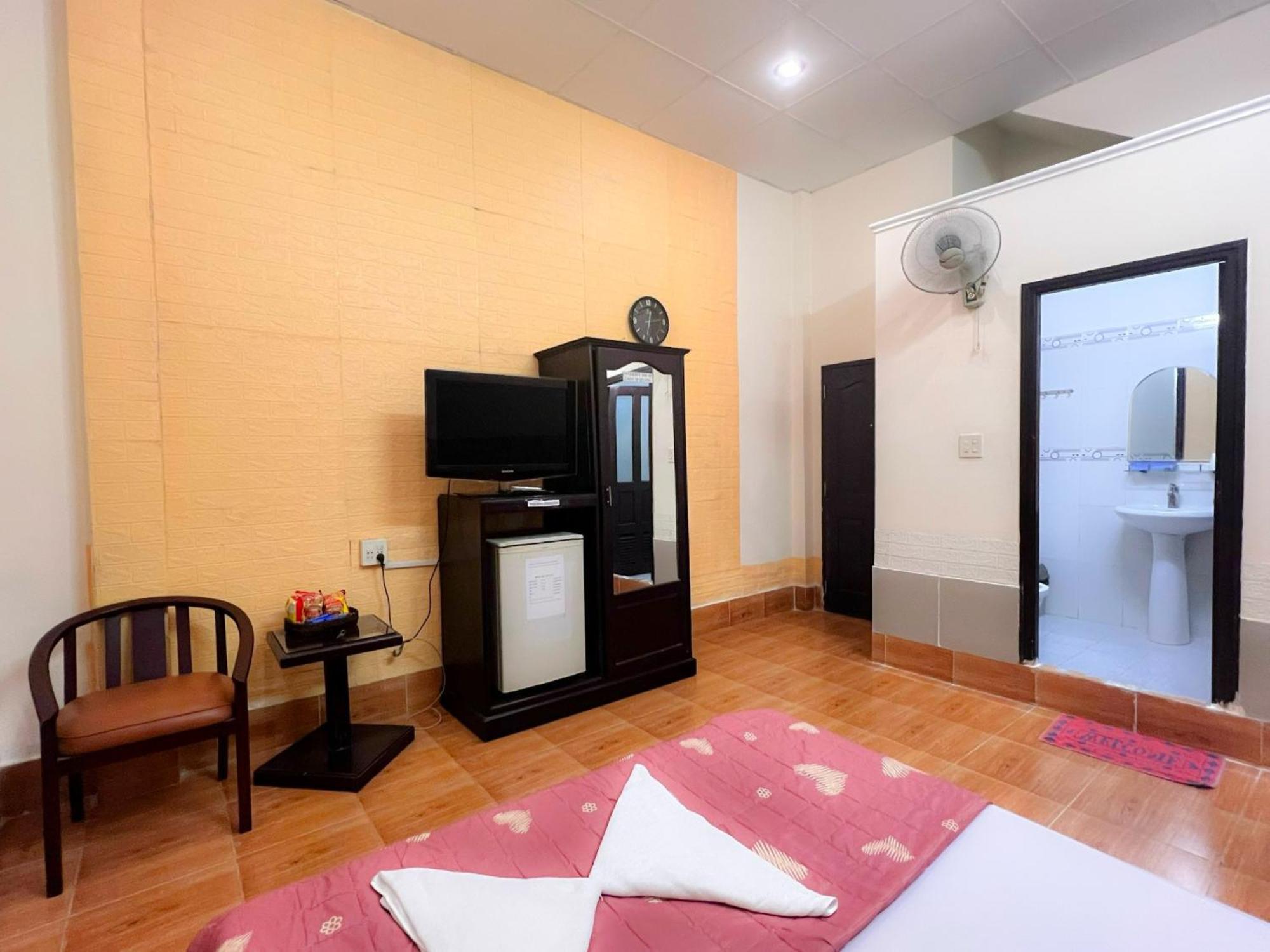 Khach San Nam Do 1 Hotel Can Tho Exterior foto